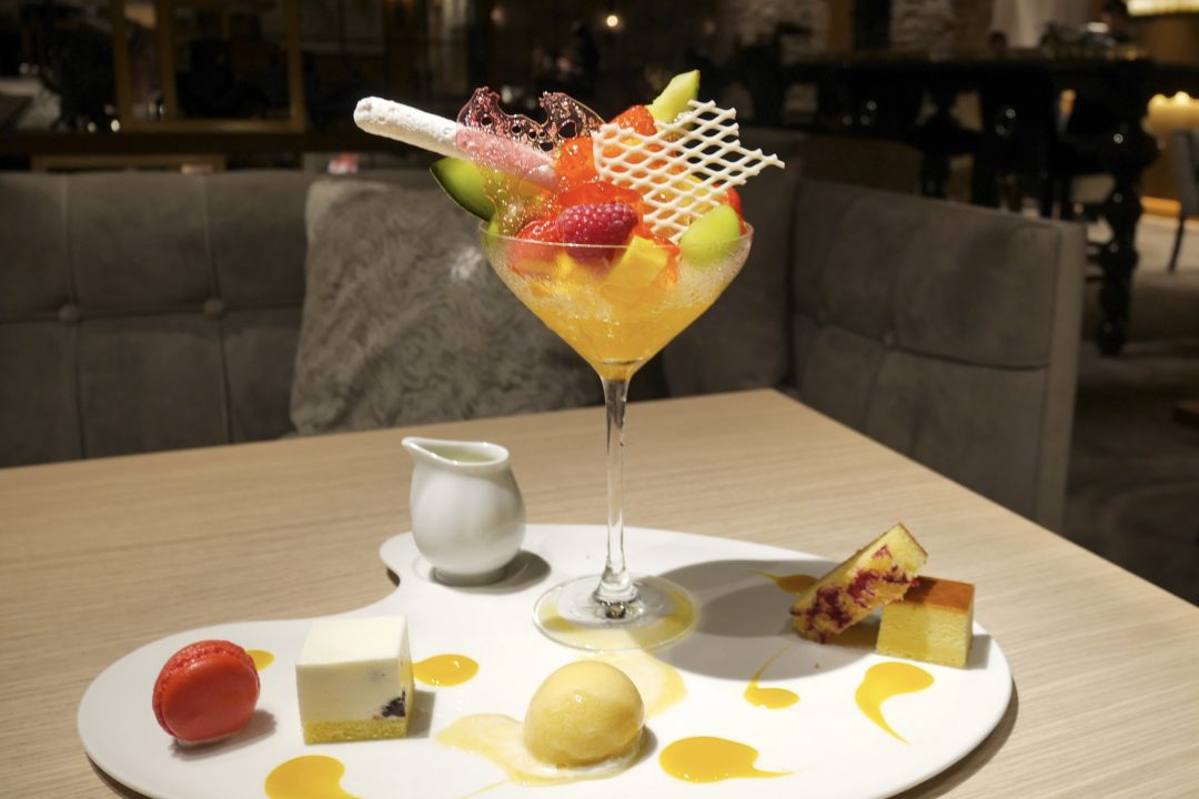 「ザ ストリングス 表参道」の『CANVAS ART SHAVE ICE PARFAIT！』