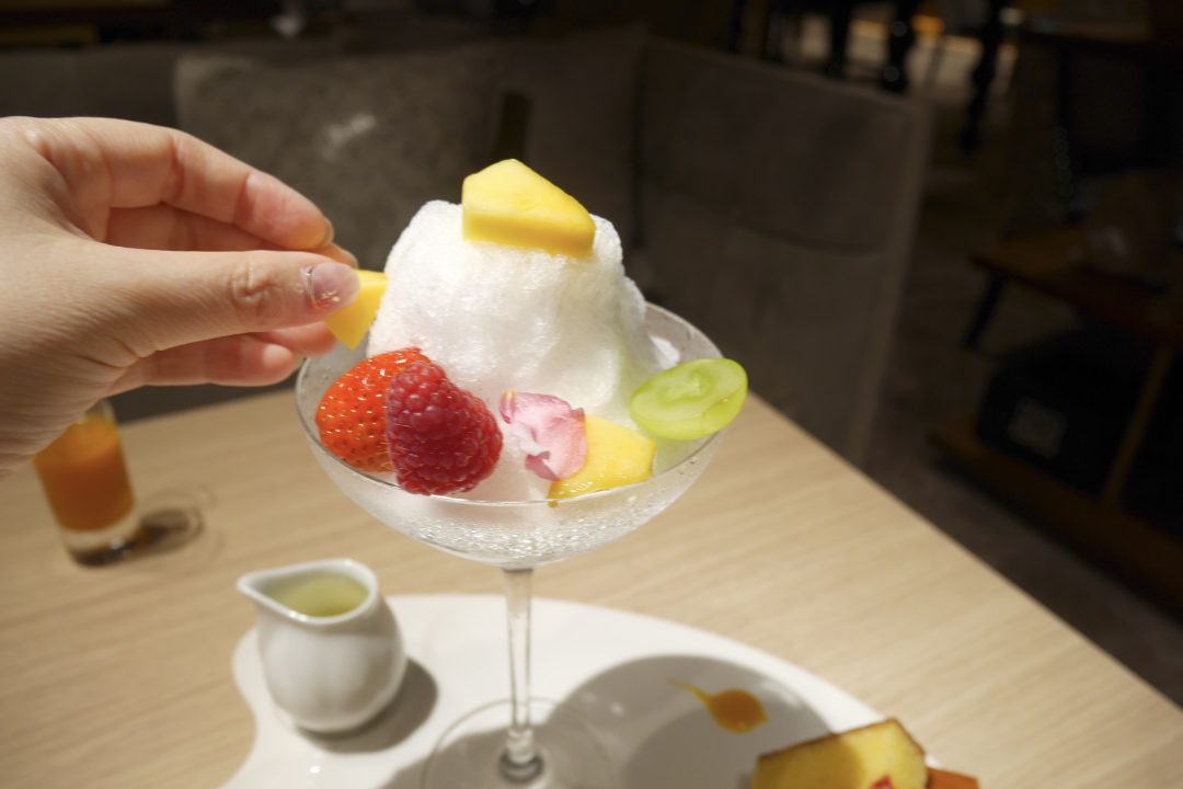 「ザ ストリングス 表参道」の『CANVAS ART SHAVE ICE PARFAIT！』